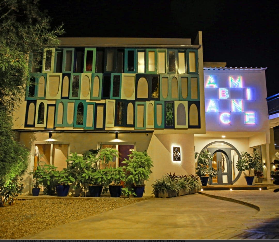 Farhan Hotel Karachi - Premium Karachi Escorts Just Karachi Girls